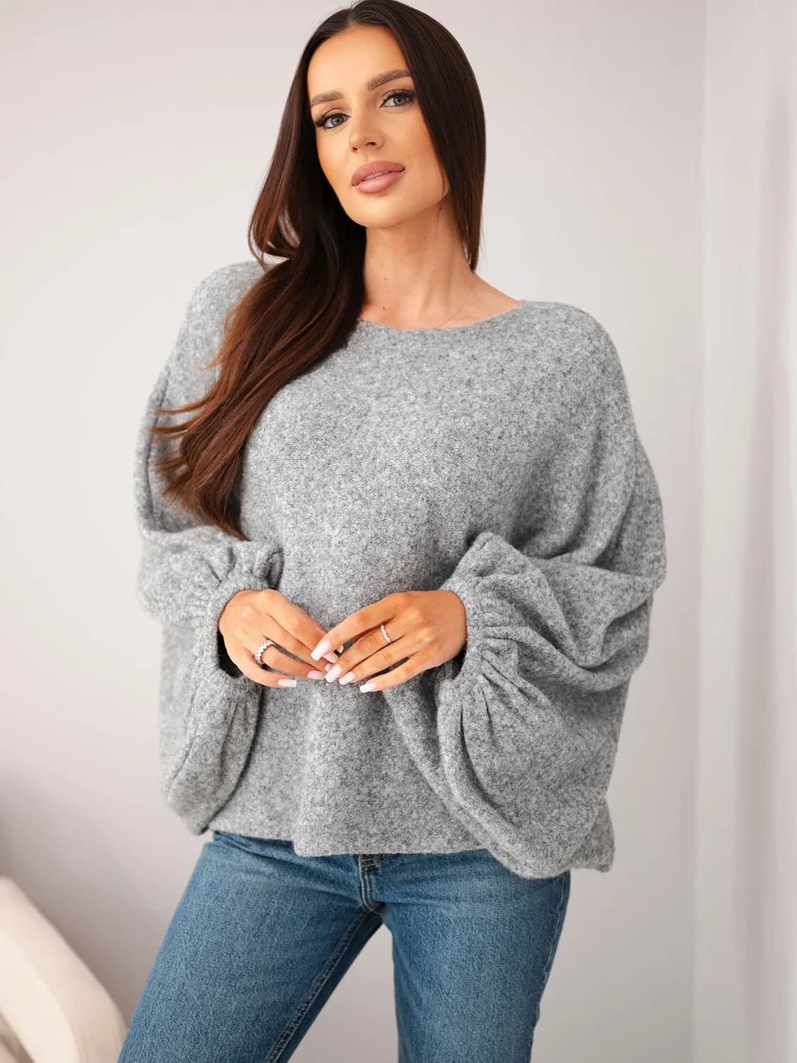 Sweter damski z dodatkiem alpaki oversize Marsala, farba Sivý